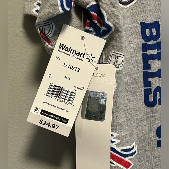 BILLS NFL Team Appearl Boys Graphic T-Shirt.               Size L.  10/12 - Picture 5 of 7